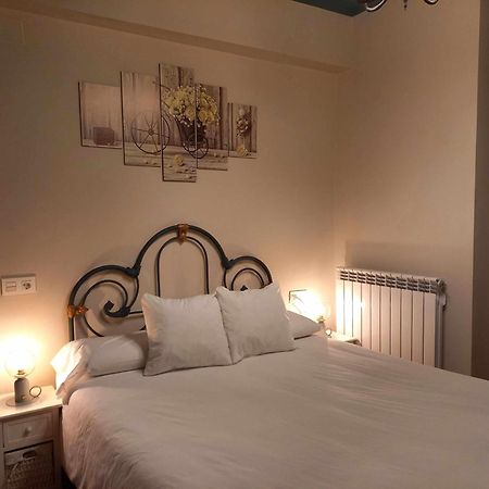 Apartamento Abside De San Juan III Estella Dış mekan fotoğraf