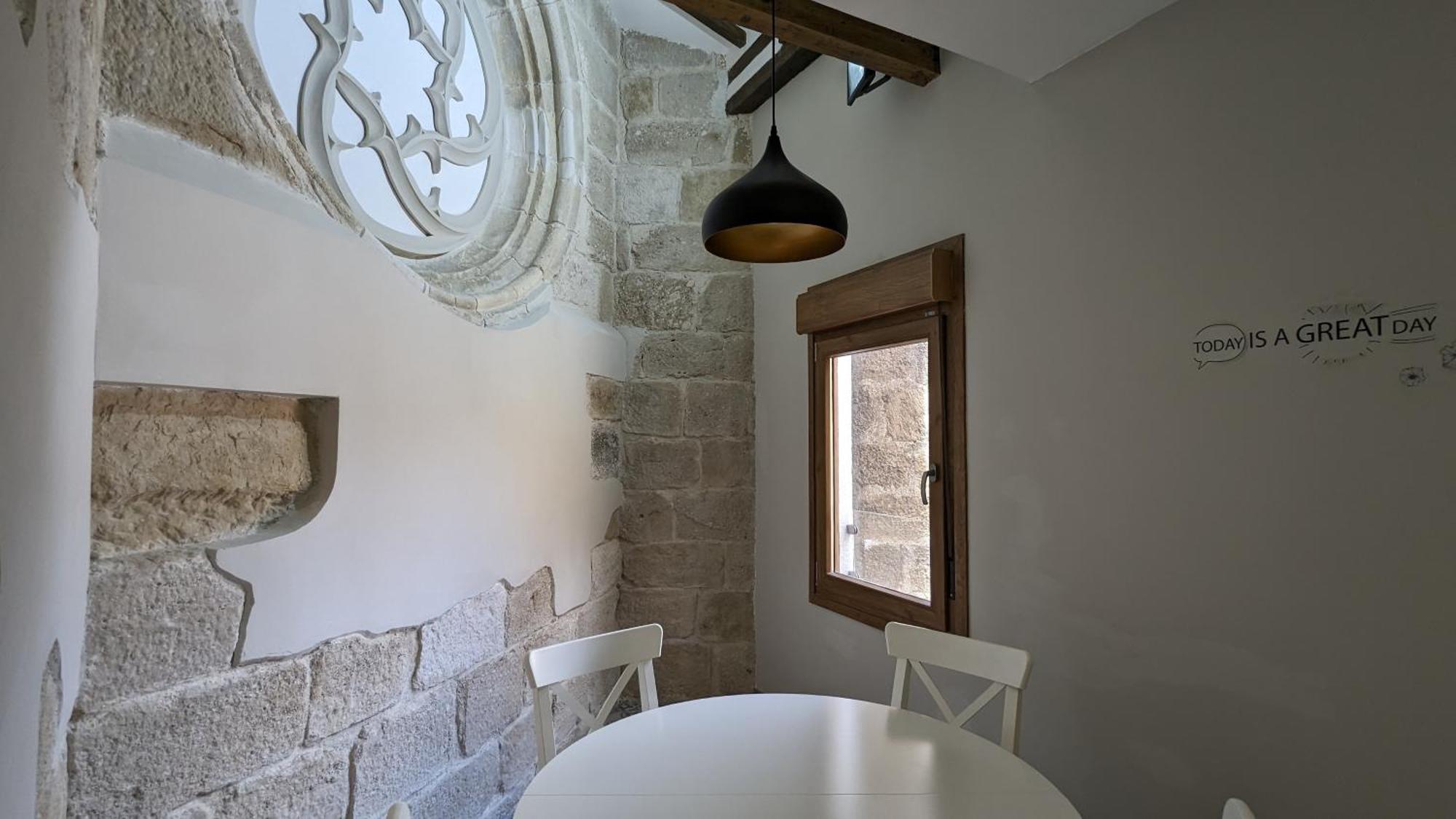 Apartamento Abside De San Juan III Estella Dış mekan fotoğraf